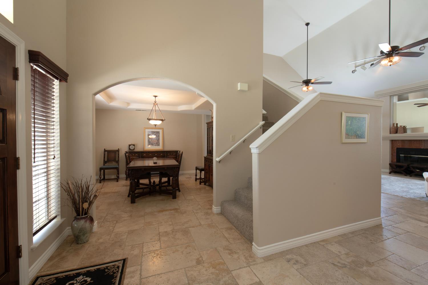 5232 Horseshoe Bend Ave, Clovis, CA 93619