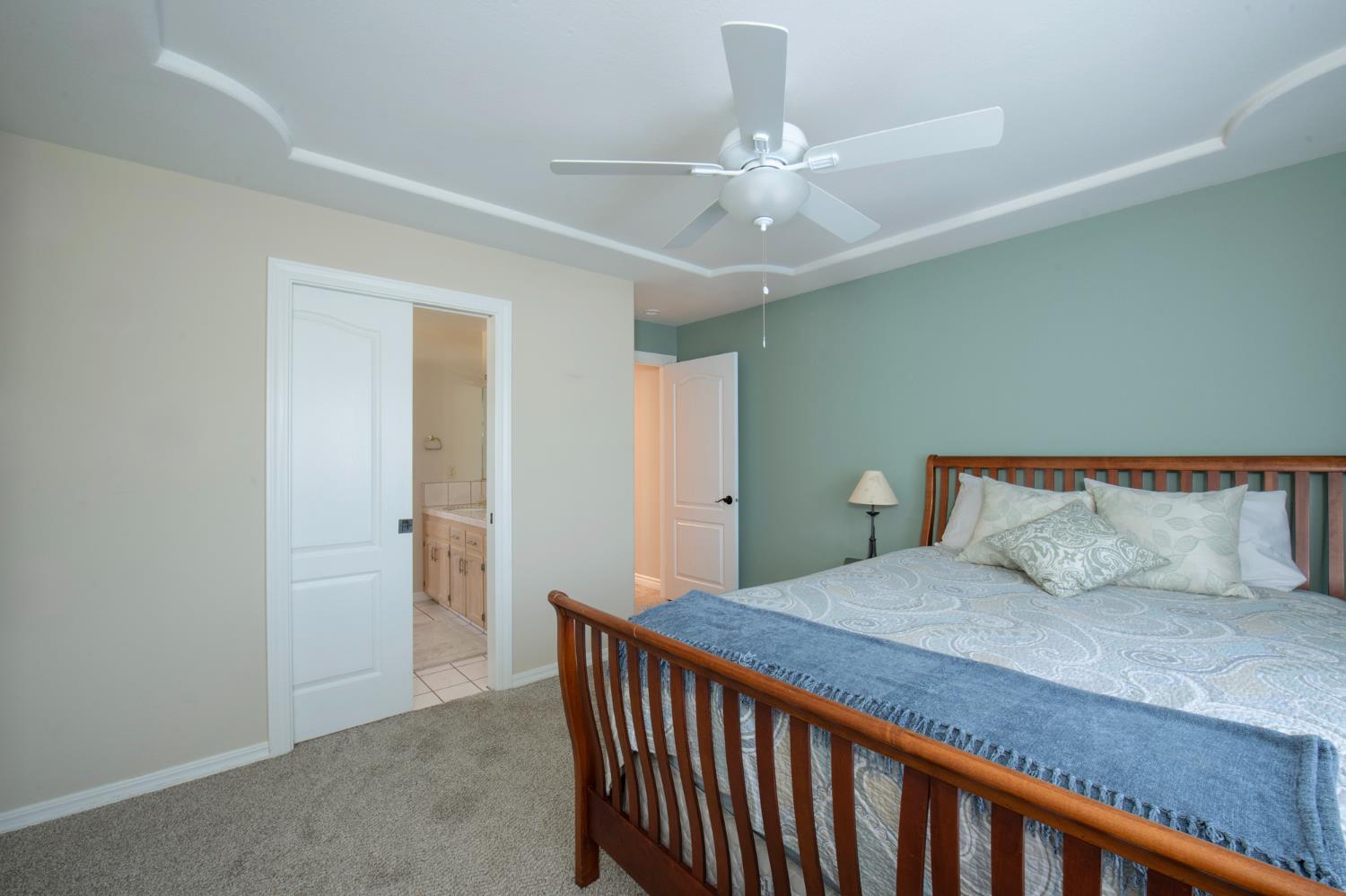 5232 Horseshoe Bend Ave, Clovis, CA 93619