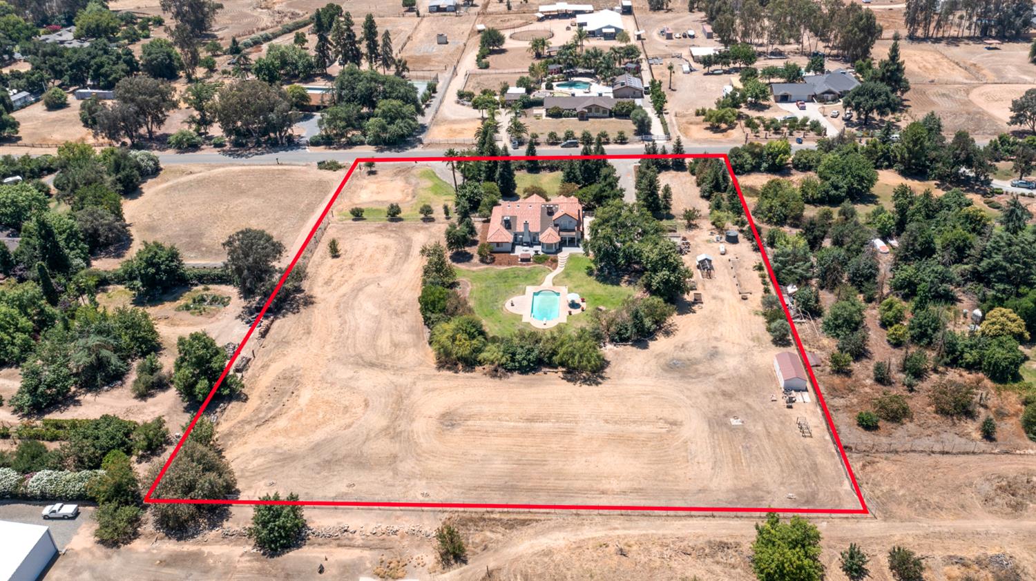 5232 Horseshoe Bend Ave, Clovis, CA 93619
