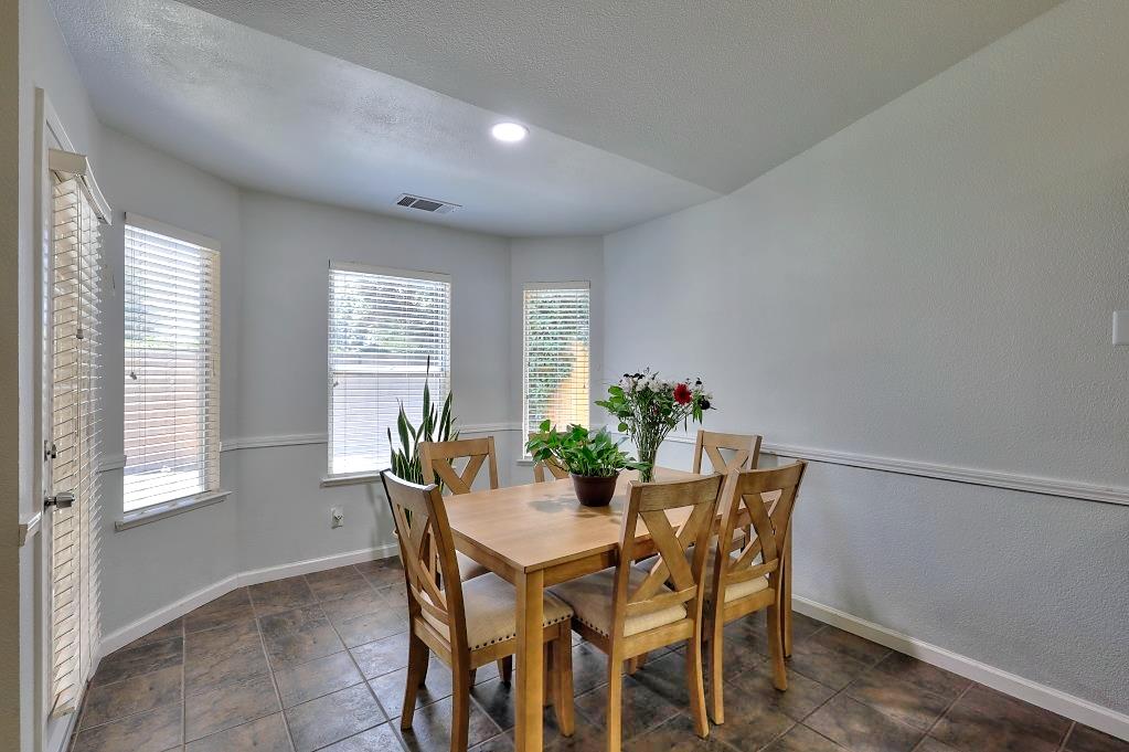 5659 W Menlo Ave, Fresno, CA 93722