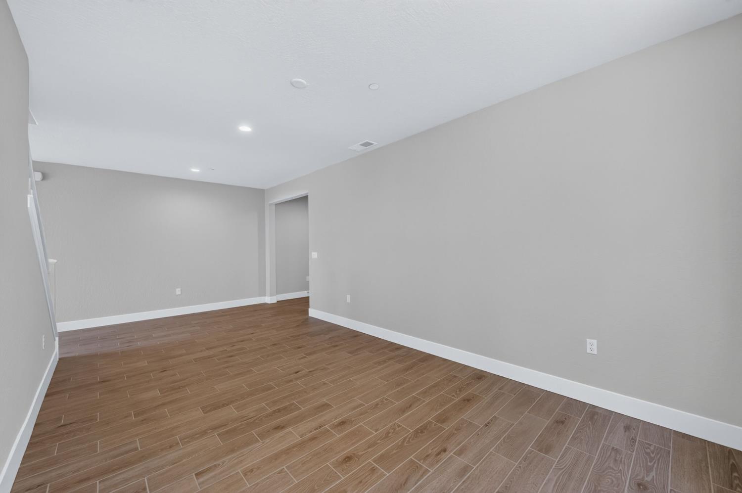 973 Peters Rd S, Madera, CA 93636