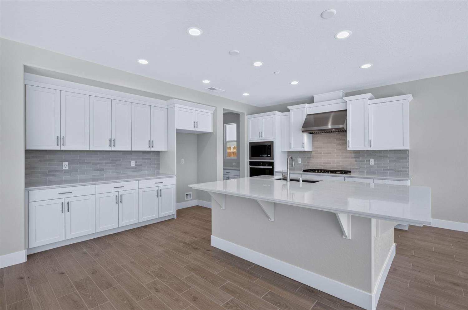 973 Peters Rd S, Madera, CA 93636