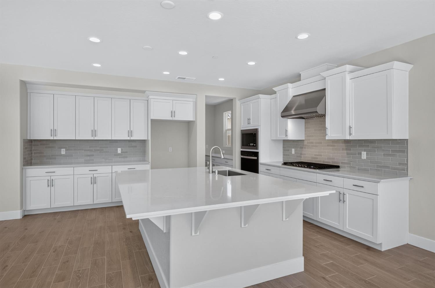 973 Peters Rd S, Madera, CA 93636