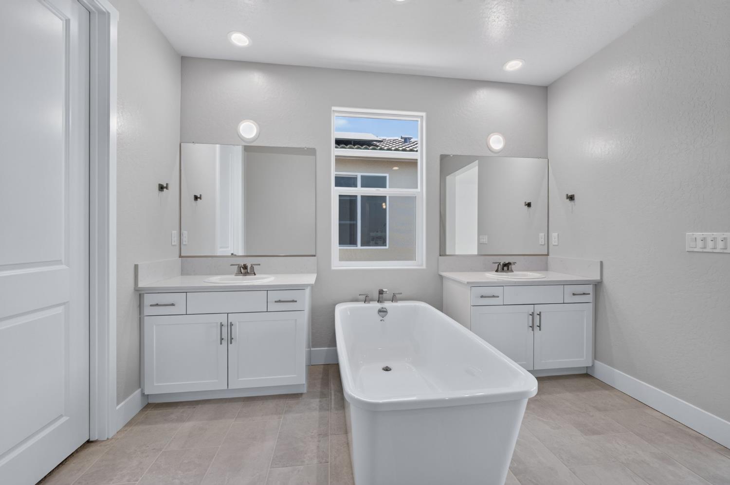 973 Peters Rd S, Madera, CA 93636