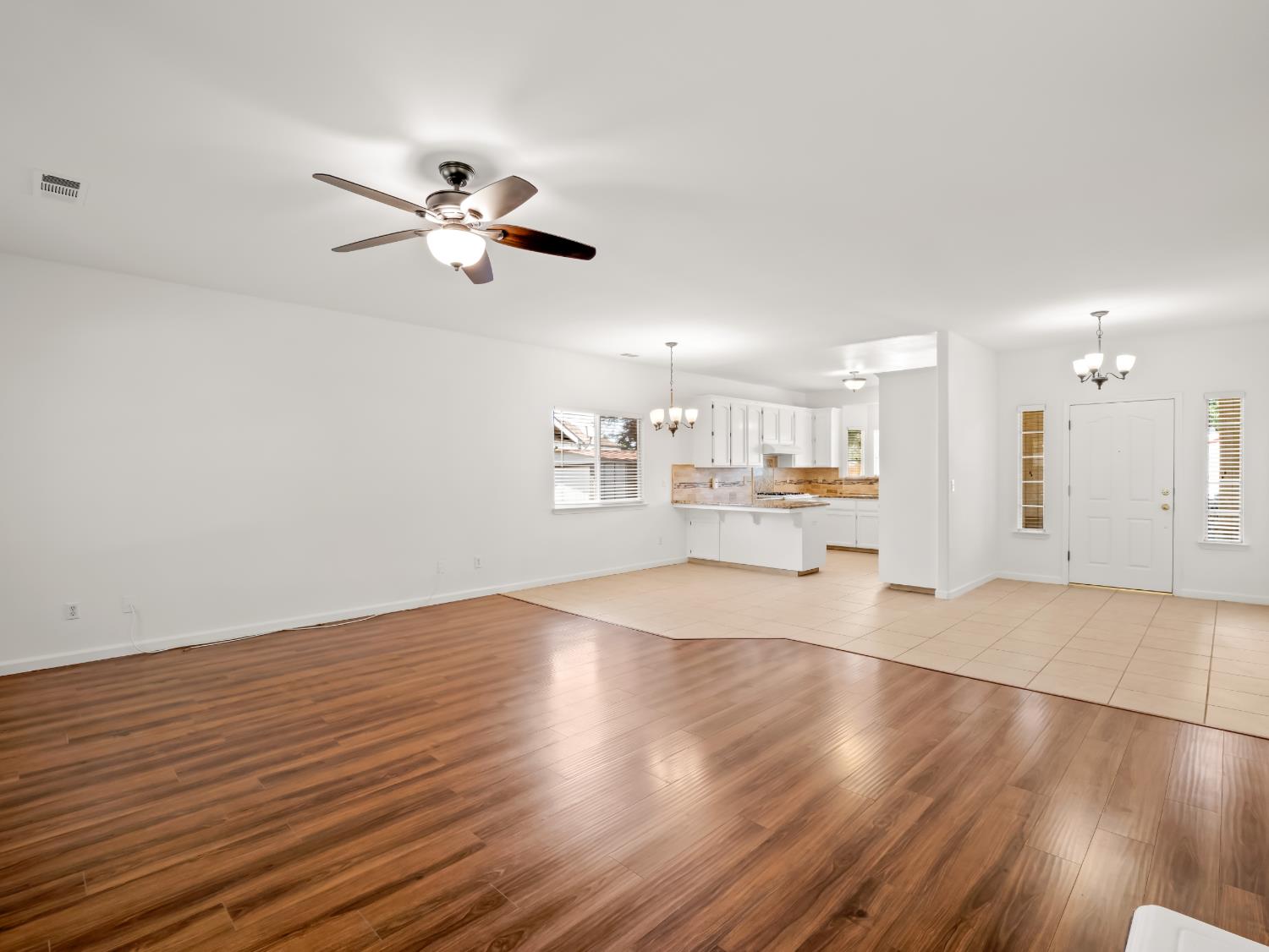 1291 Hillcrest St, Selma, CA 93662
