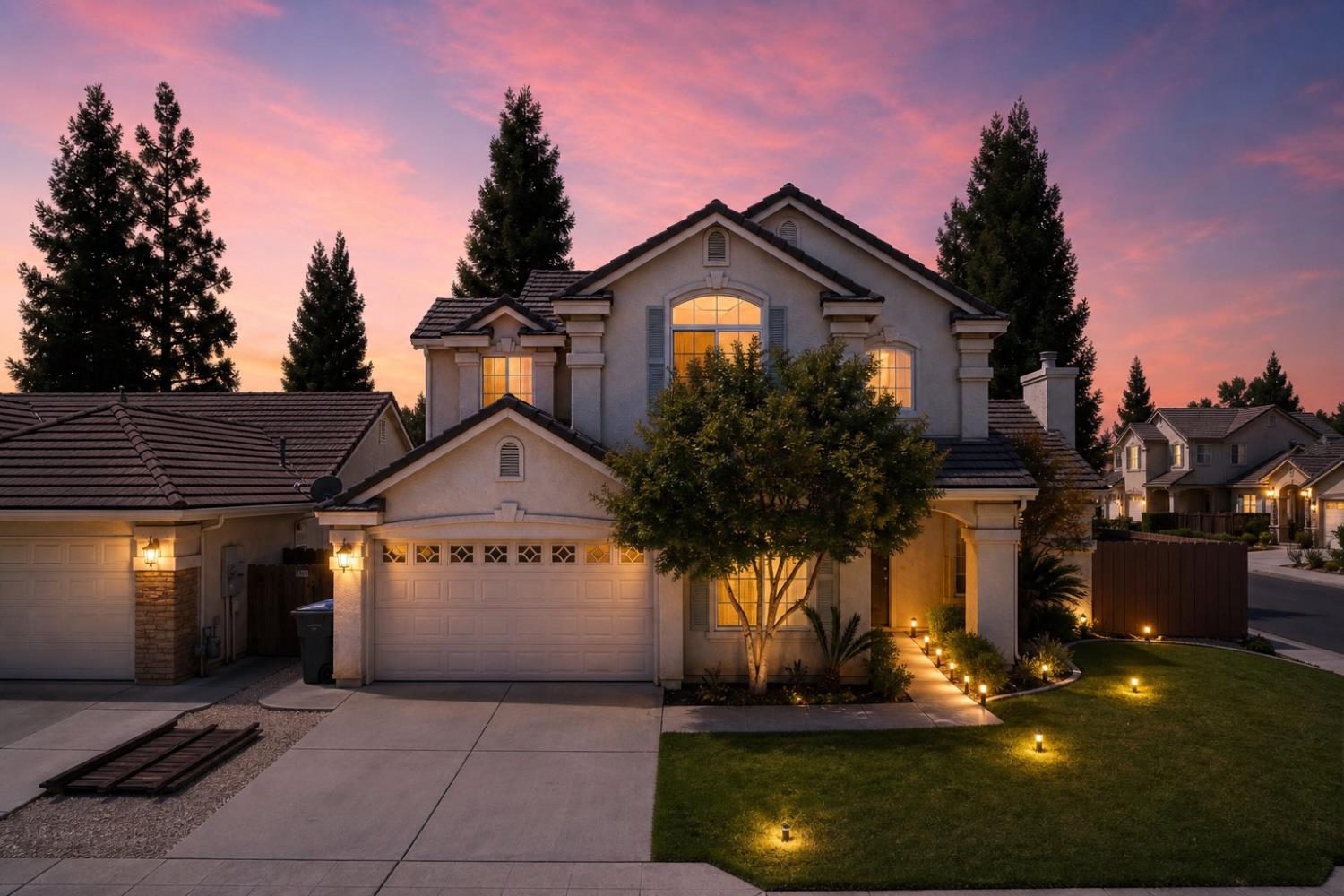 2771 E Waterford, Fresno, CA 93720