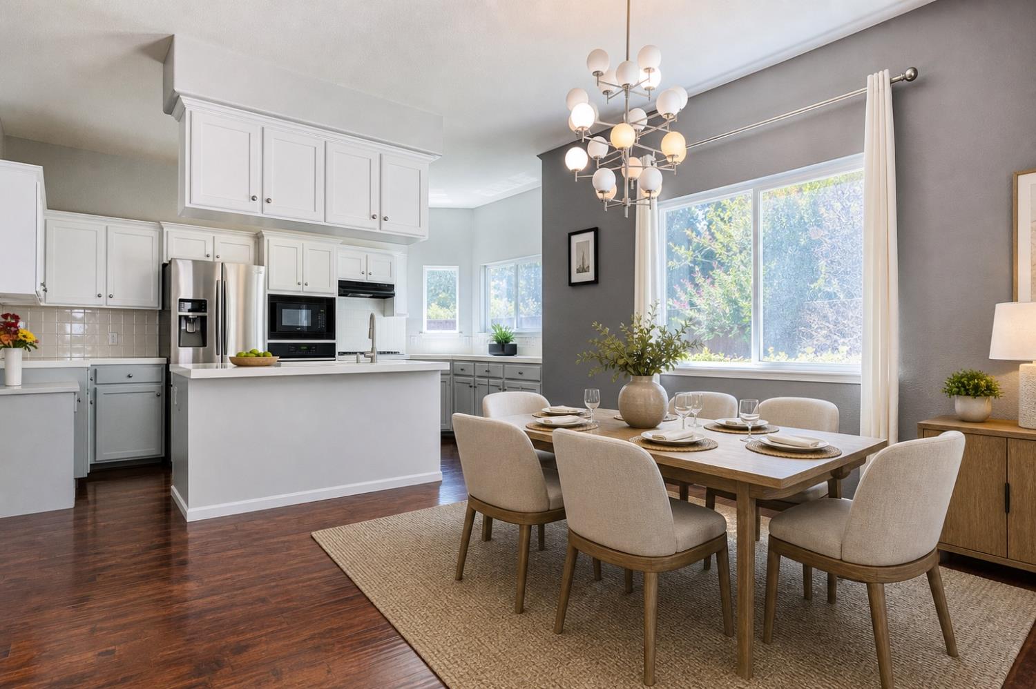 2771 E Waterford, Fresno, CA 93720