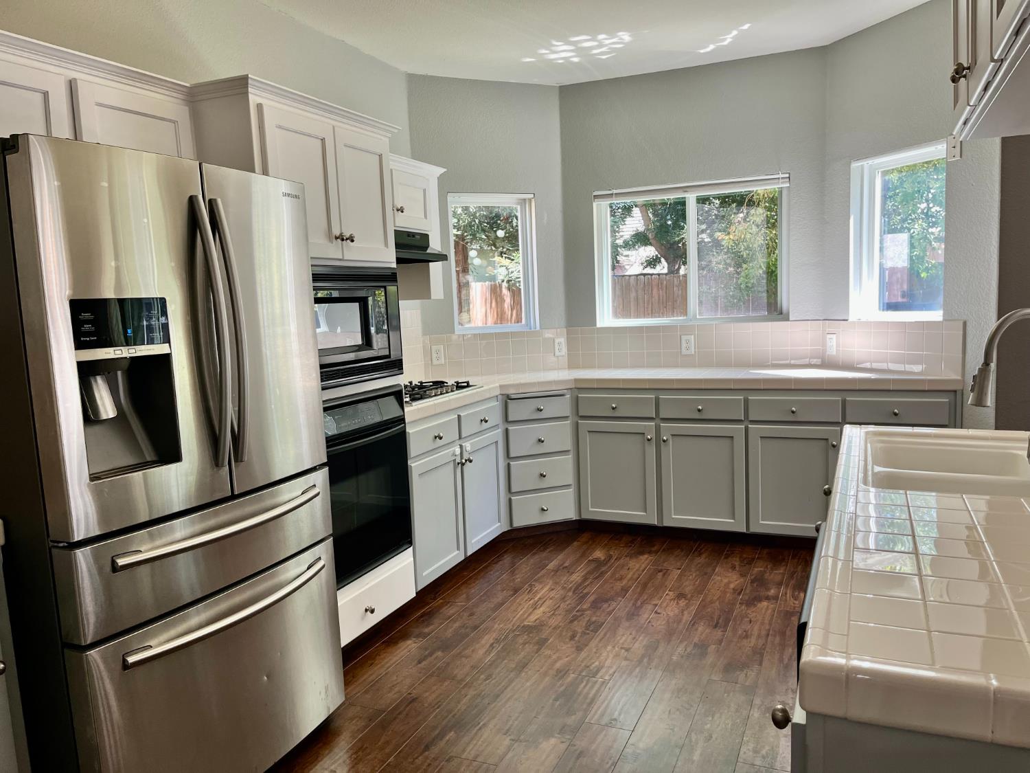 2771 E Waterford, Fresno, CA 93720