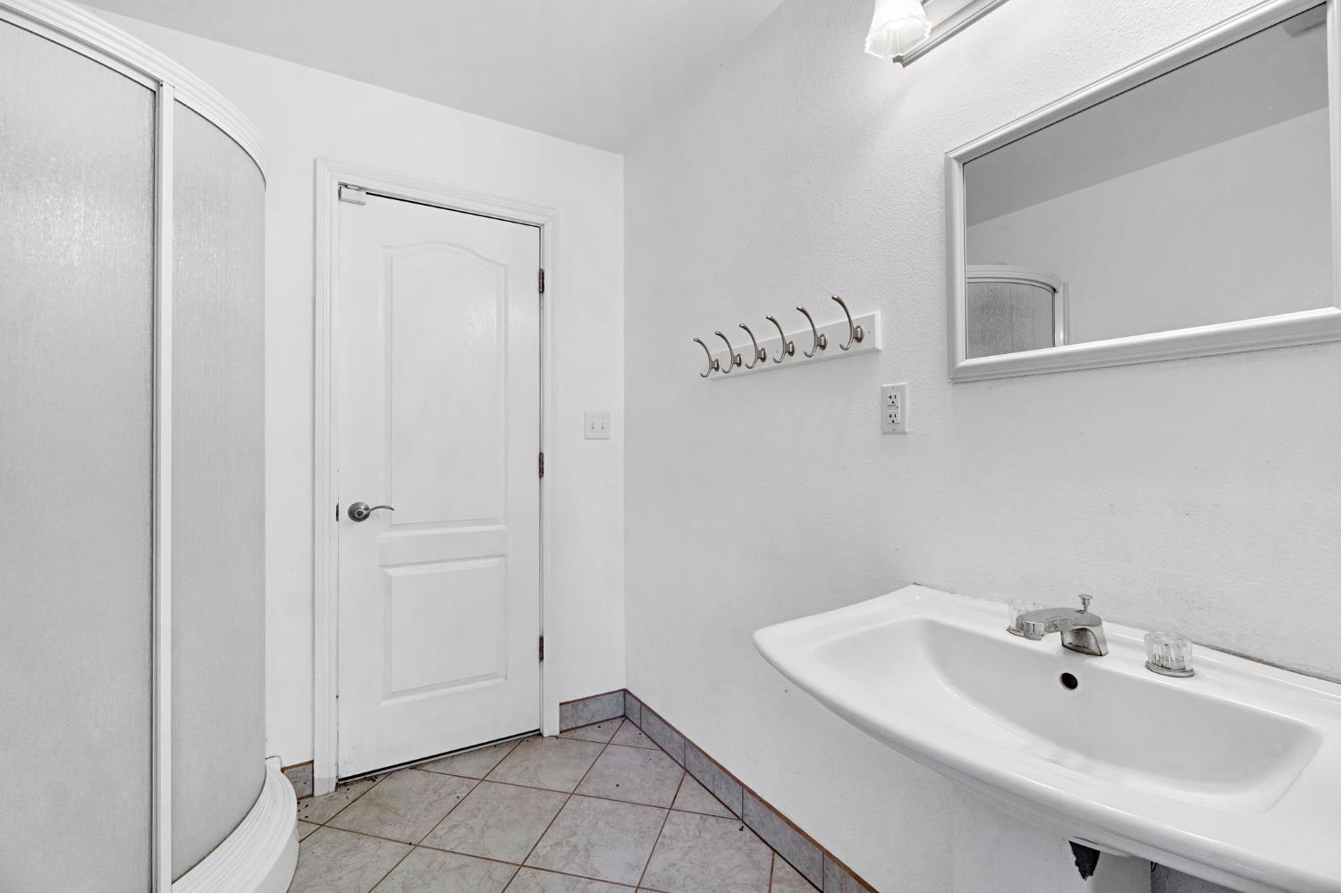 36953 Sparta Ave, Madera, CA 93636