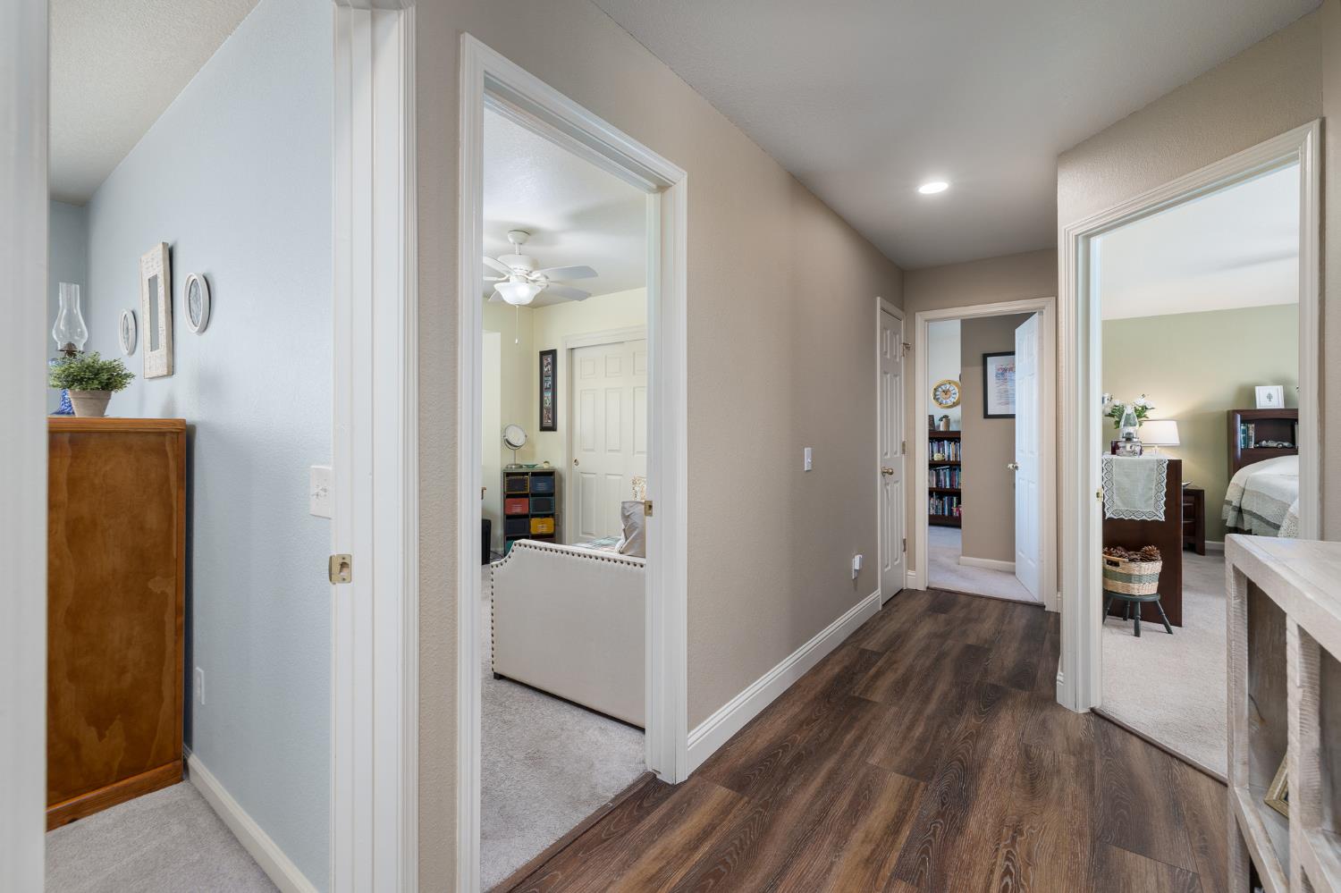 6873 Rodeo Dr, Sanger, CA 93657