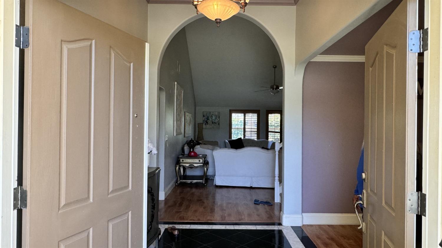 5052 W Locust Ave, Fresno, CA 93722