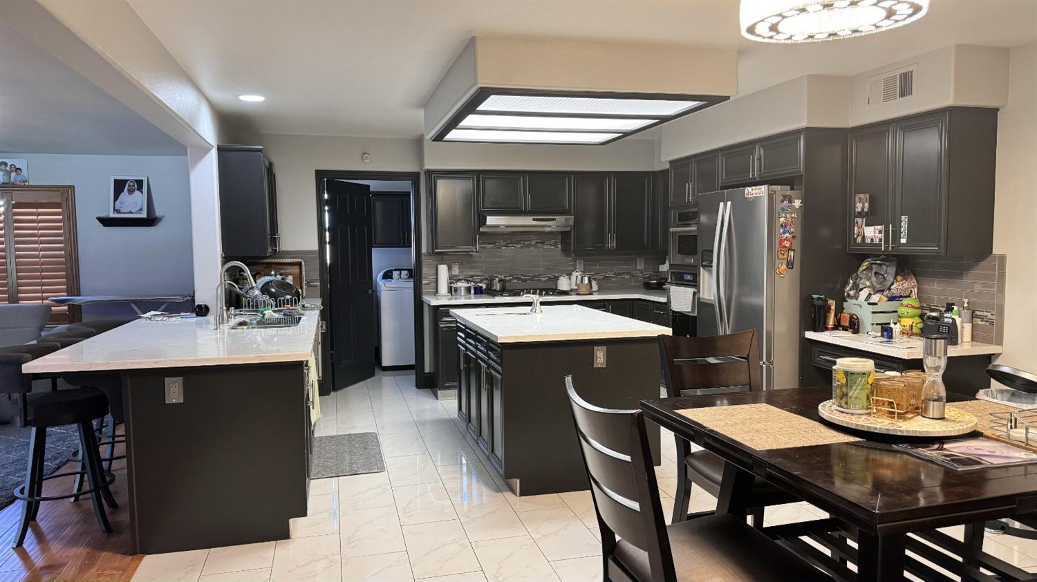 5052 W Locust Ave, Fresno, CA 93722
