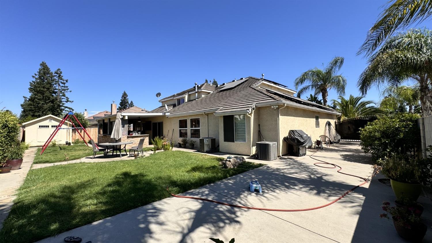 5052 W Locust Ave, Fresno, CA 93722