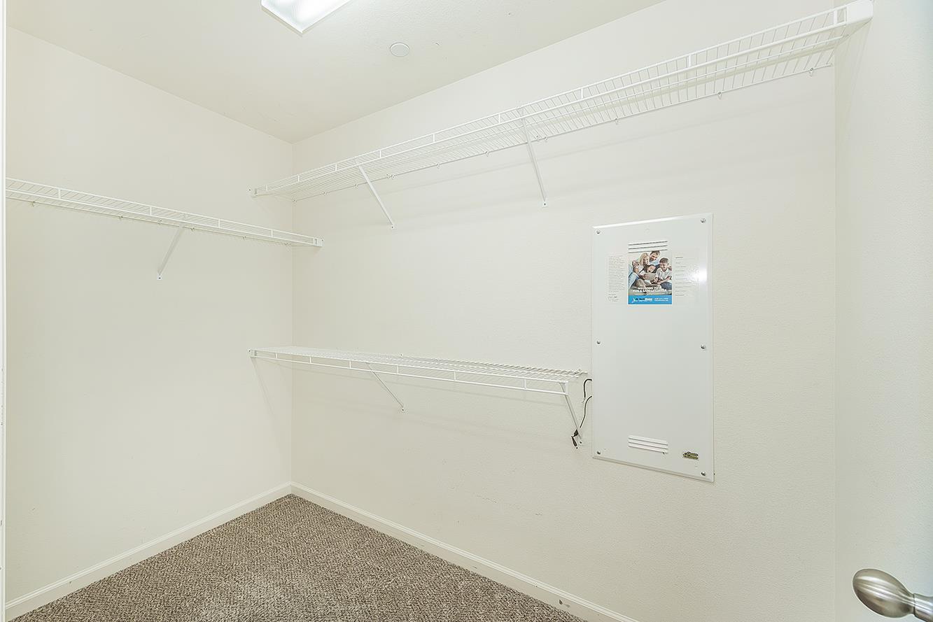 3415 Amanecer Ave, Clovis, CA 93619