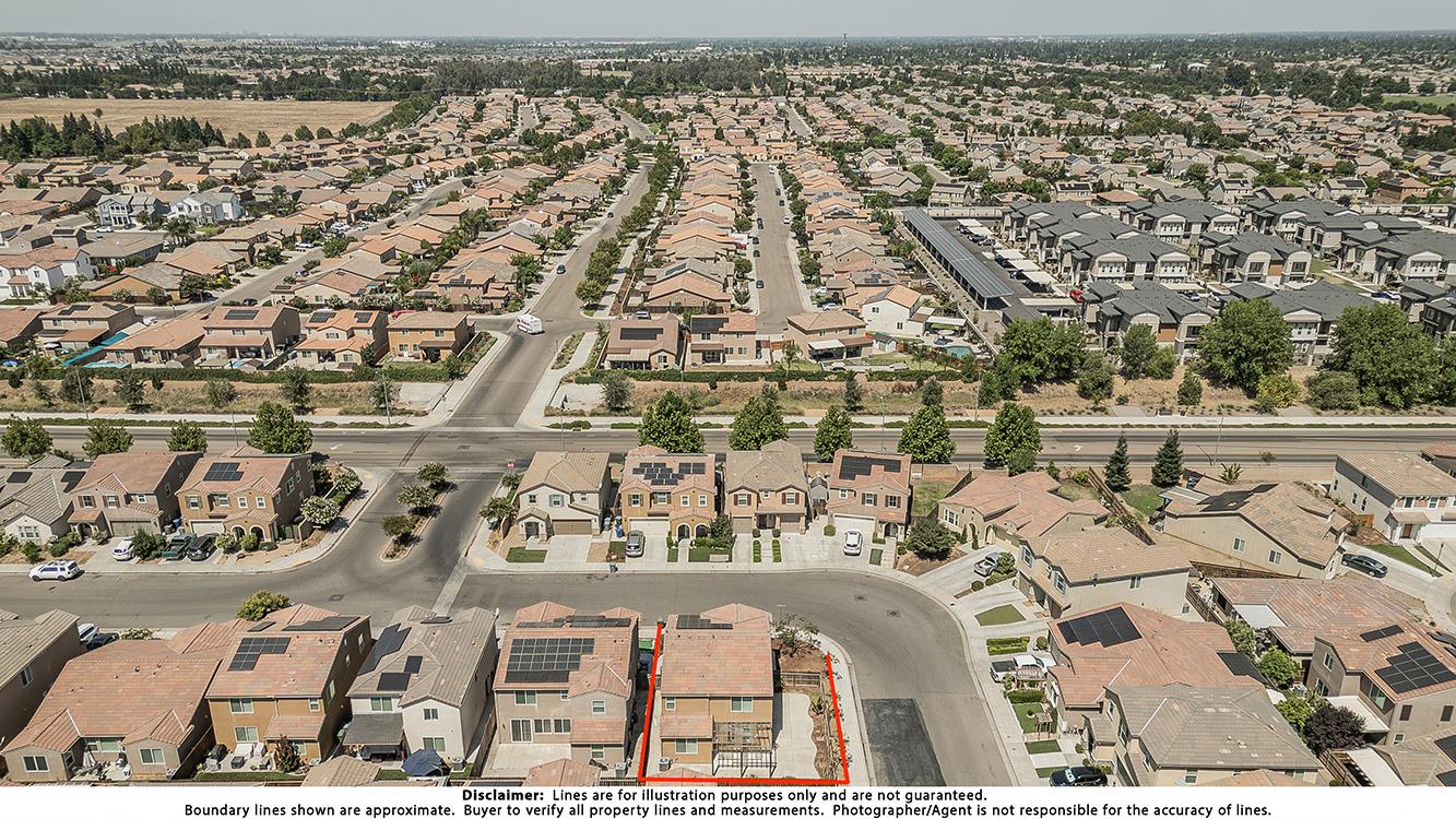 3415 Amanecer Ave, Clovis, CA 93619