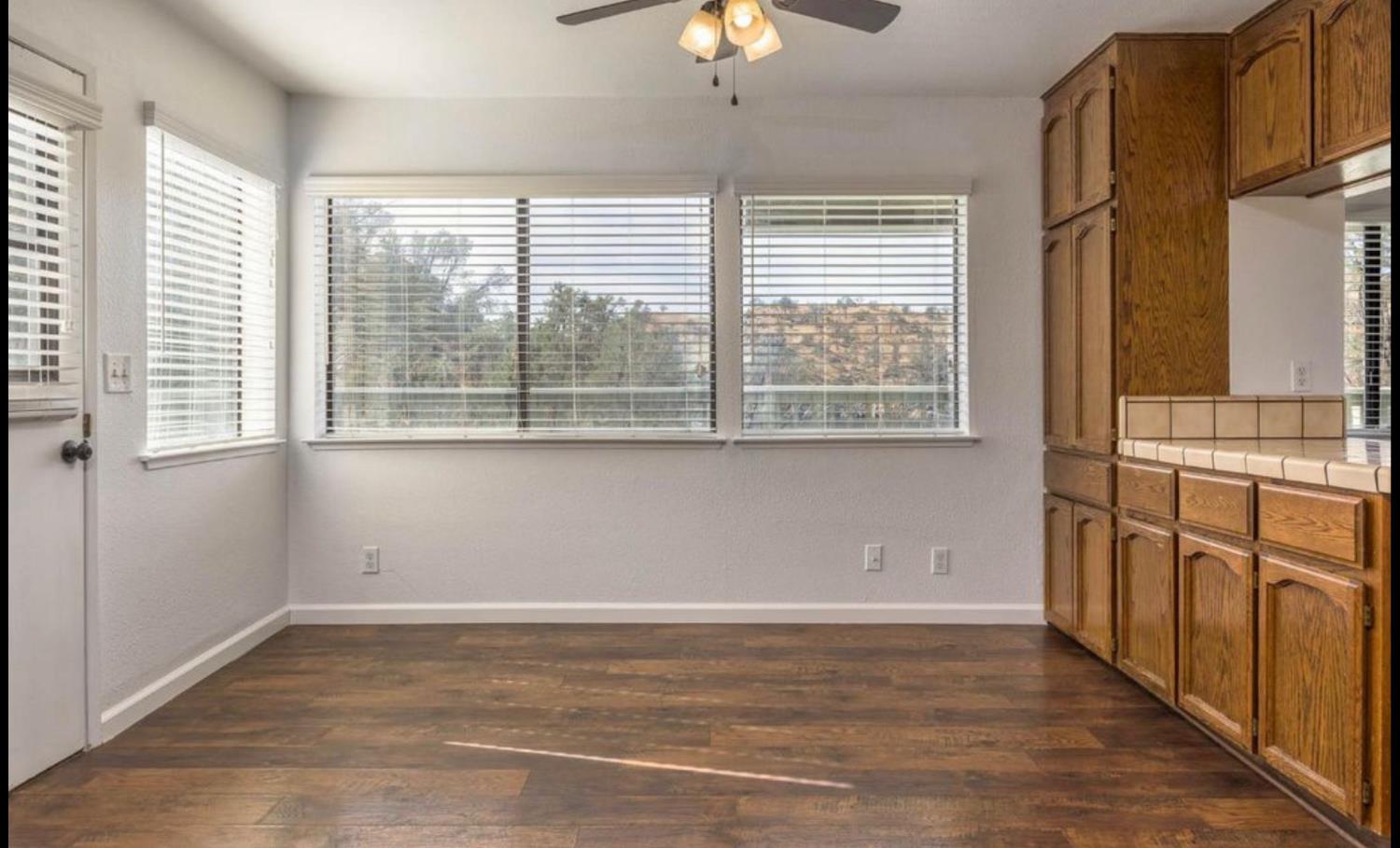 27817 Sky Harbour Rd, Friant, CA 93626