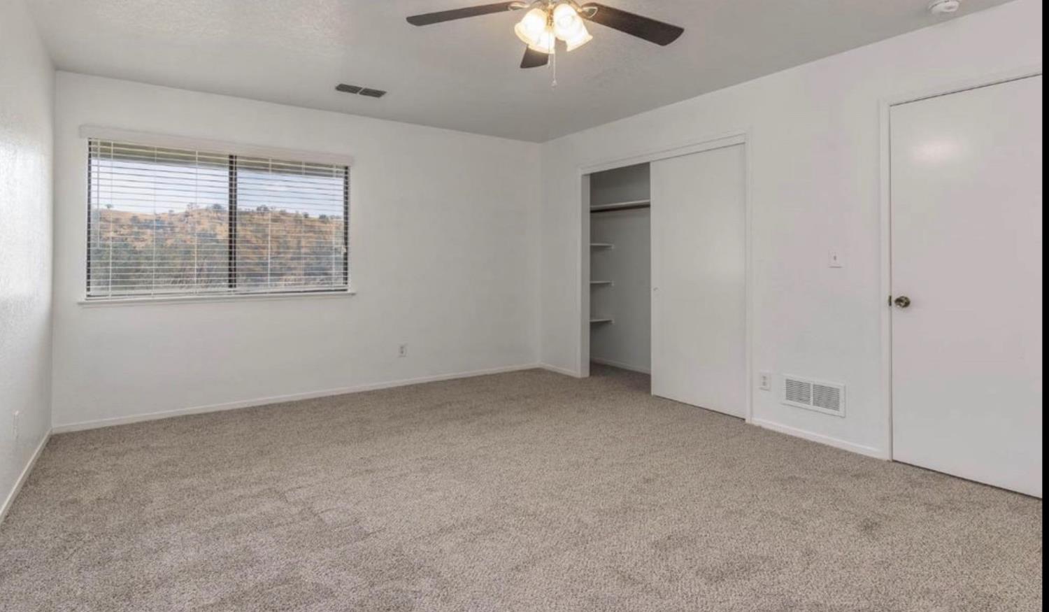 27817 Sky Harbour Rd, Friant, CA 93626