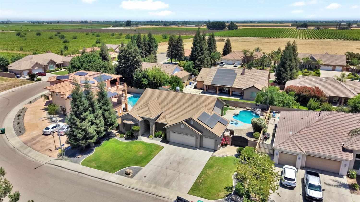 2512 Rodeo St, Selma, CA 93662