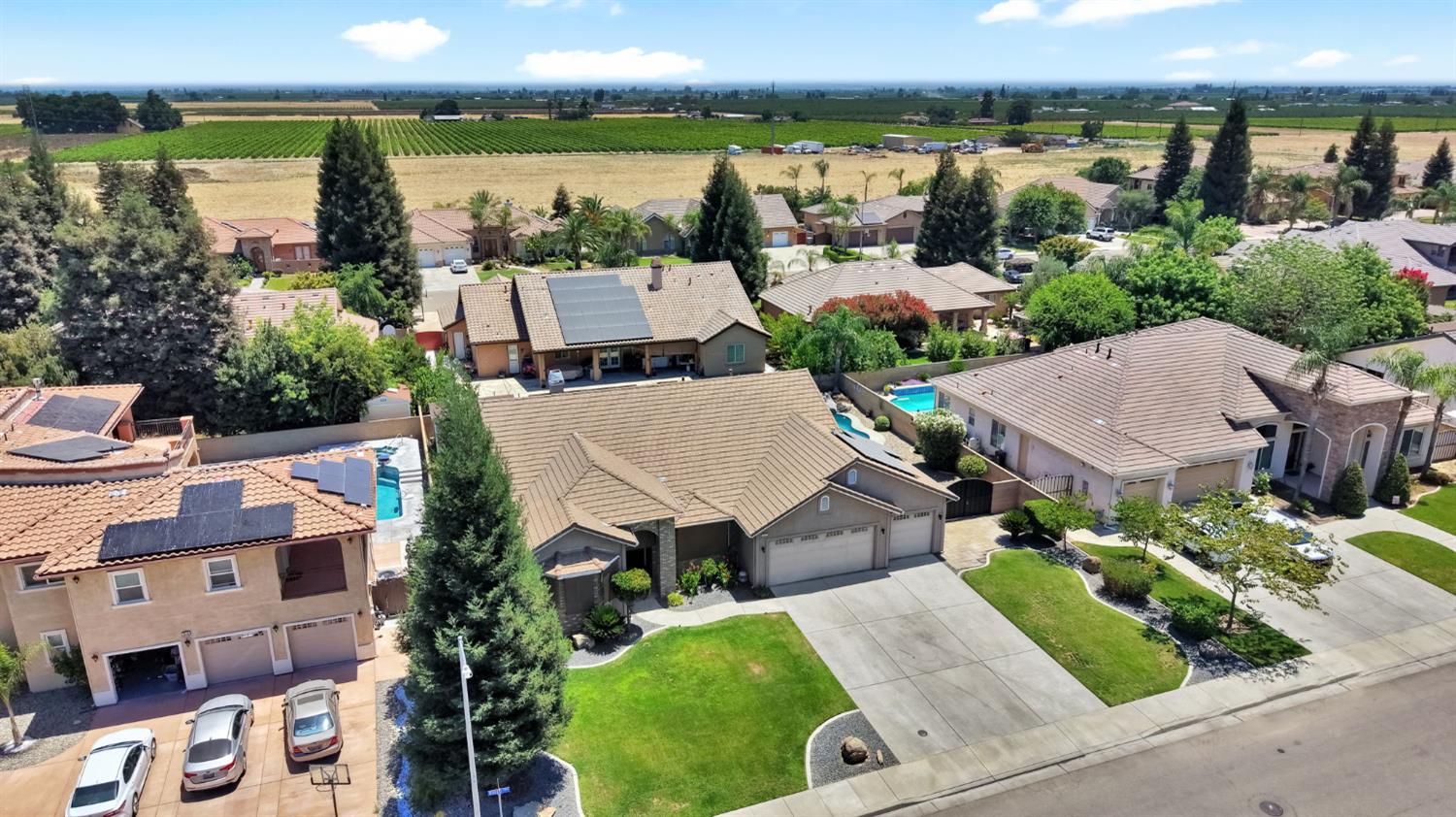2512 Rodeo St, Selma, CA 93662