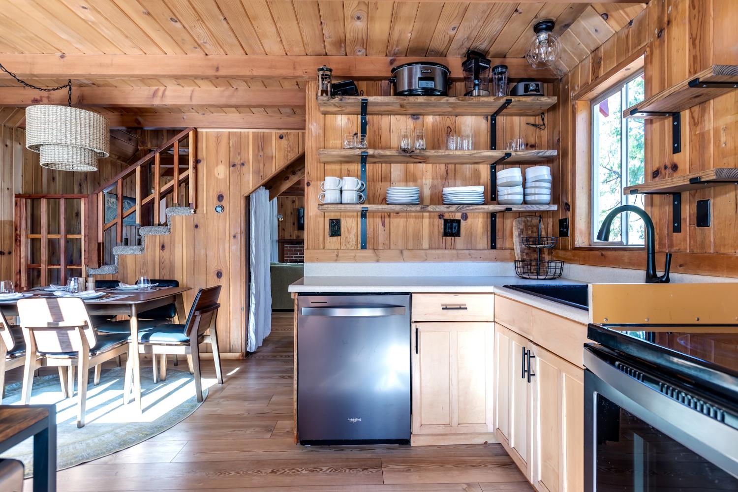 41233 Rock Rd, Shaver Lake, CA 93664