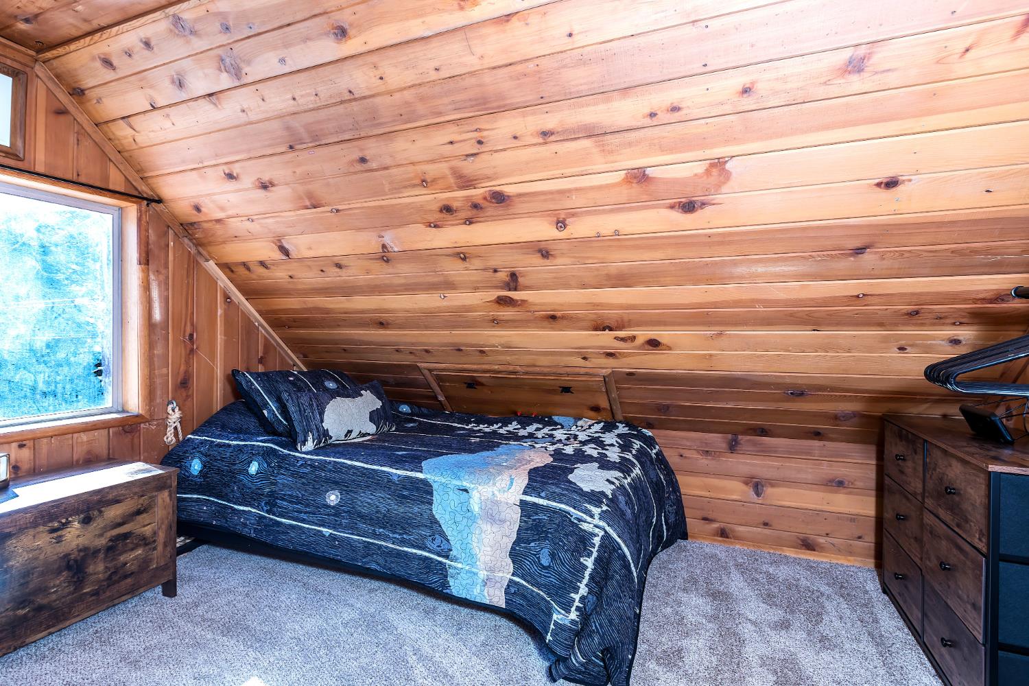 41233 Rock Rd, Shaver Lake, CA 93664
