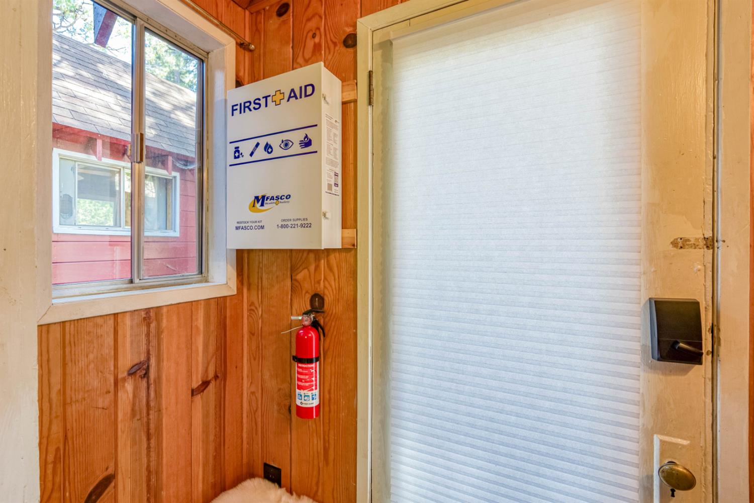 41233 Rock Rd, Shaver Lake, CA 93664