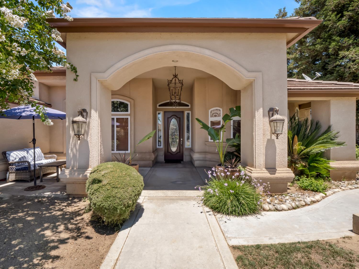 3055 Glenville Ave, Madera, CA 93737