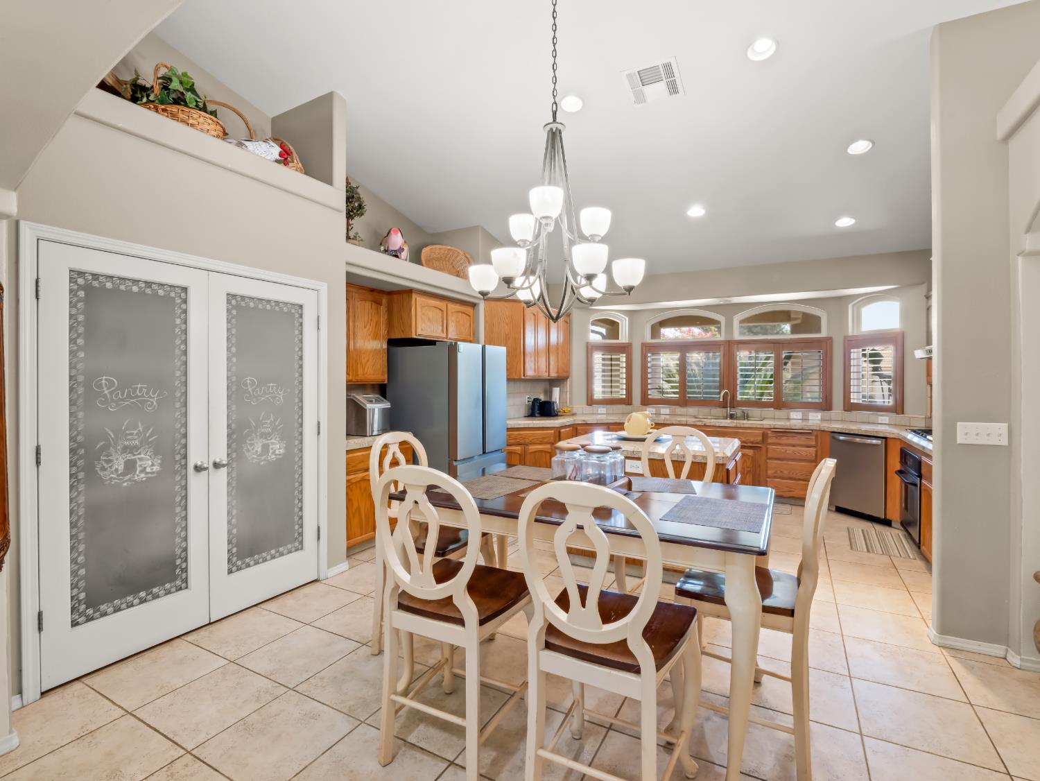 3055 Glenville Ave, Madera, CA 93737
