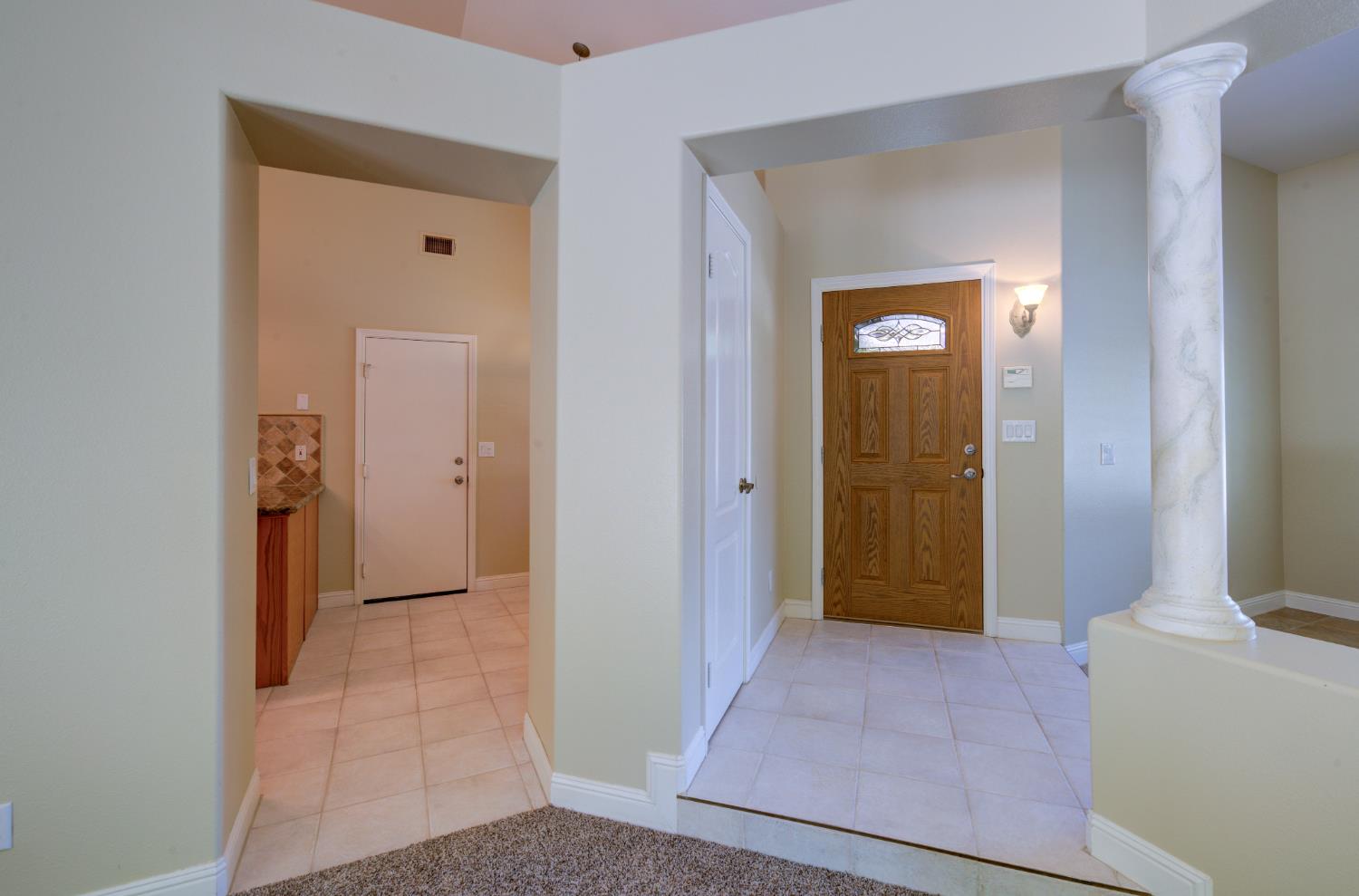9249 N Bayford St, Fresno, CA 93720