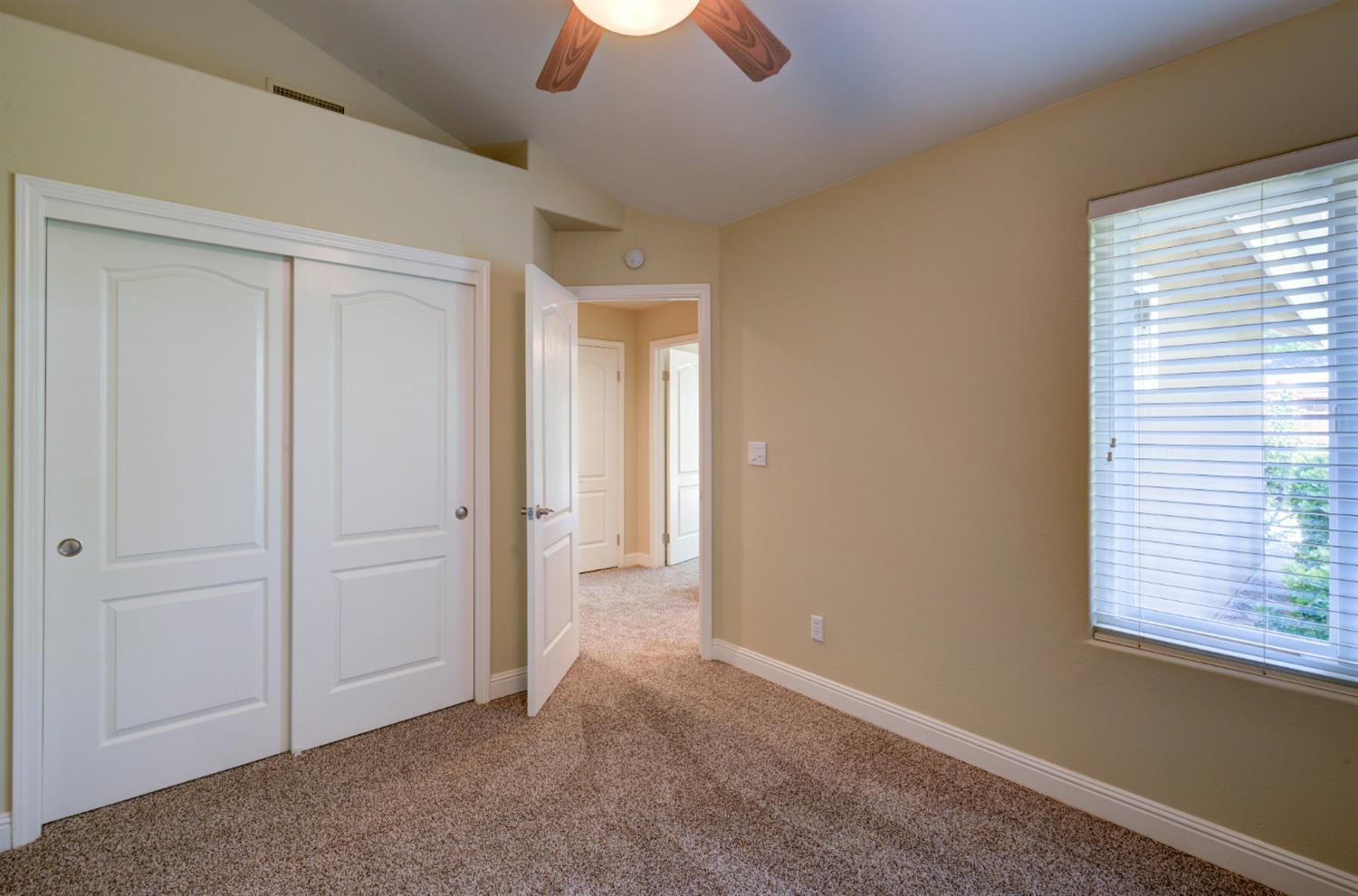 9249 N Bayford St, Fresno, CA 93720
