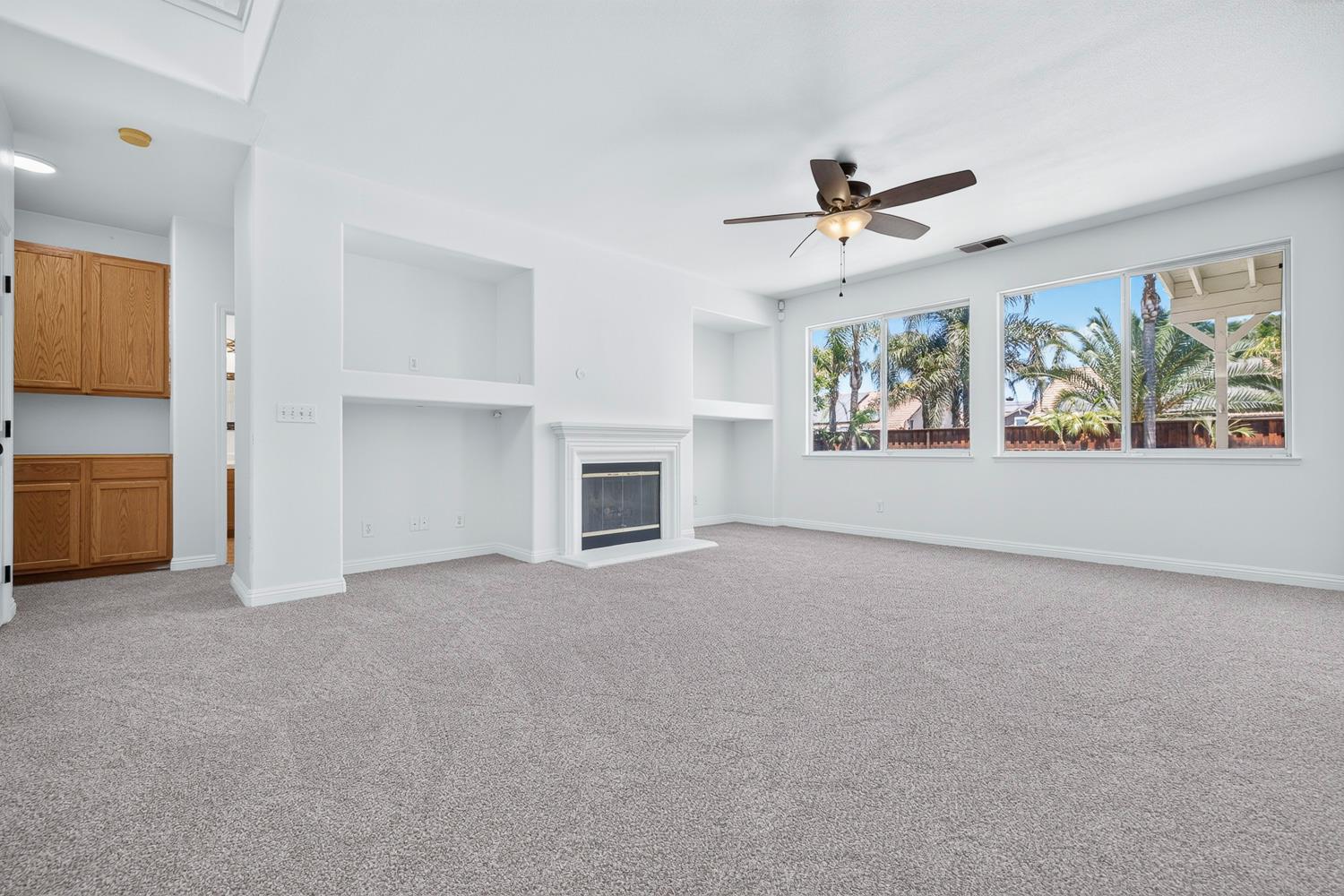 752 W Pebble, Hanford, CA 93230