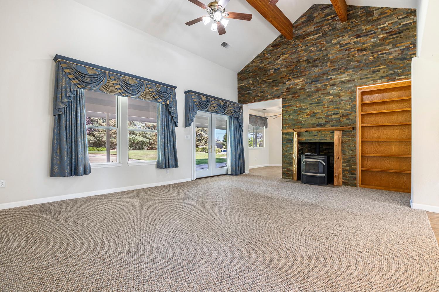 16673 La Canada Rd, Madera, CA 93636