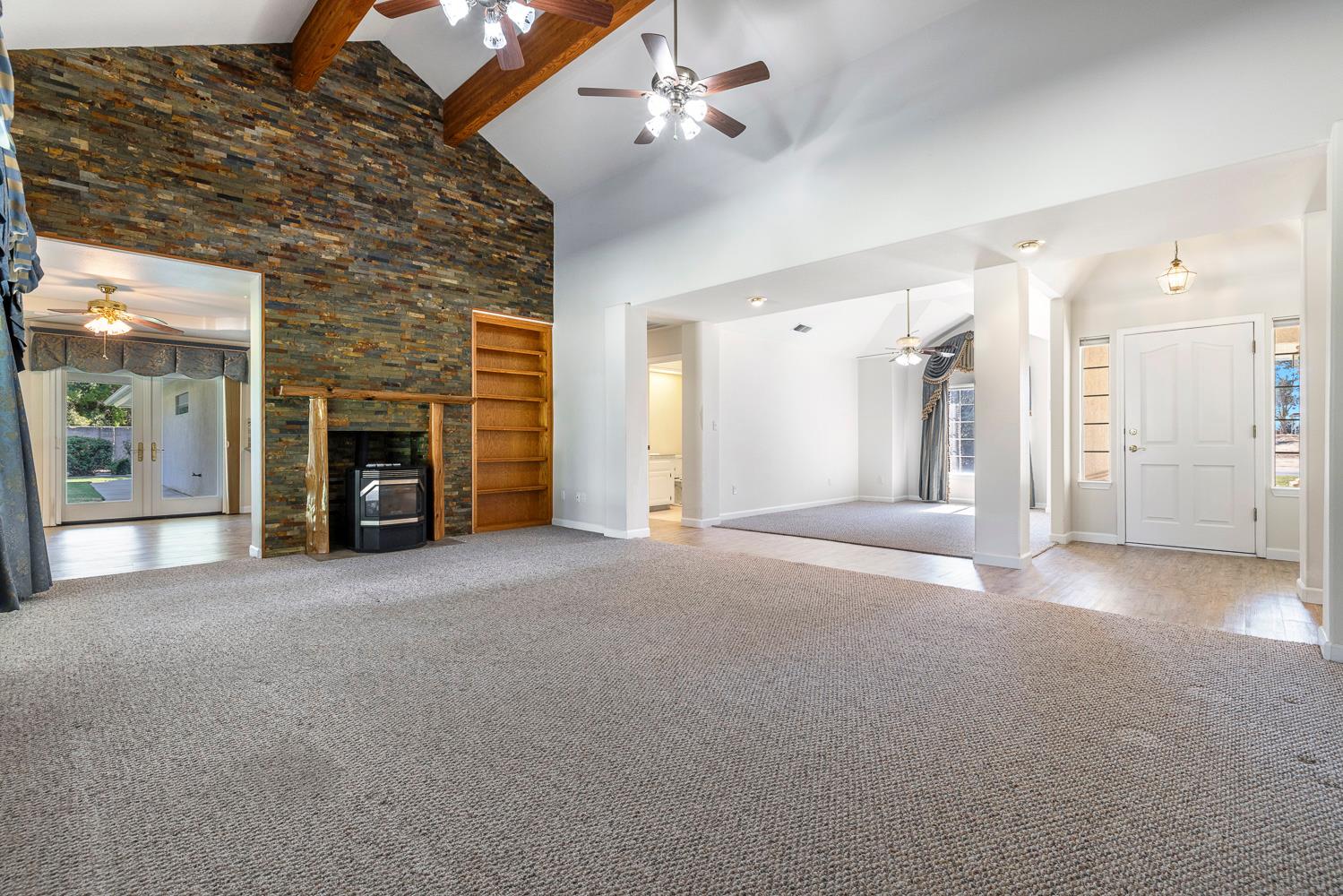 16673 La Canada Rd, Madera, CA 93636