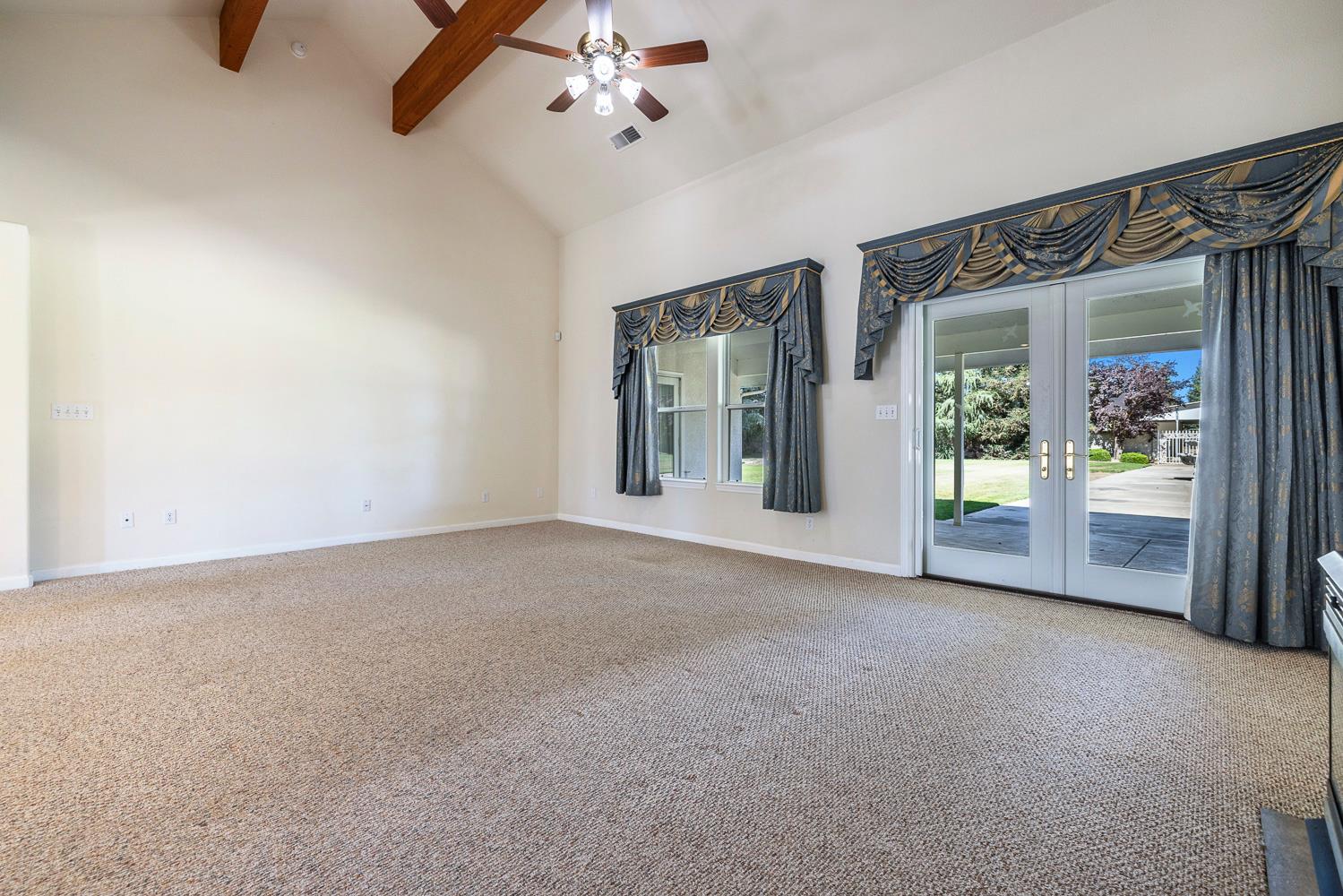 16673 La Canada Rd, Madera, CA 93636