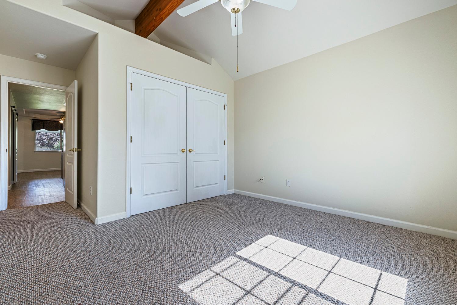 16673 La Canada Rd, Madera, CA 93636