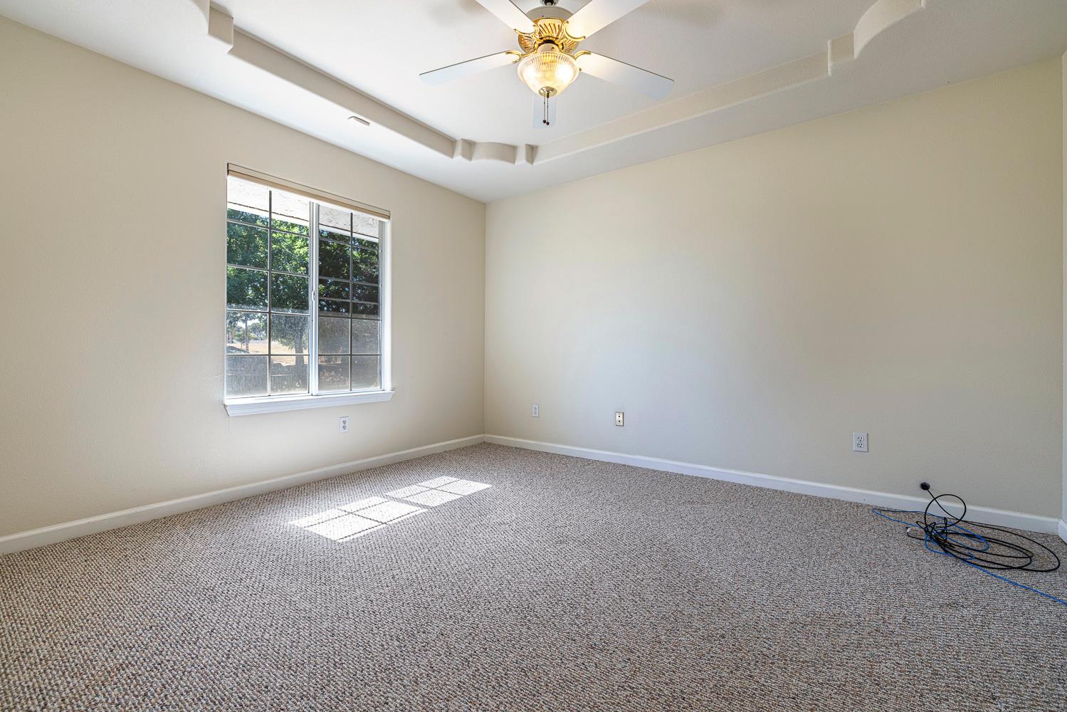 16673 La Canada Rd, Madera, CA 93636