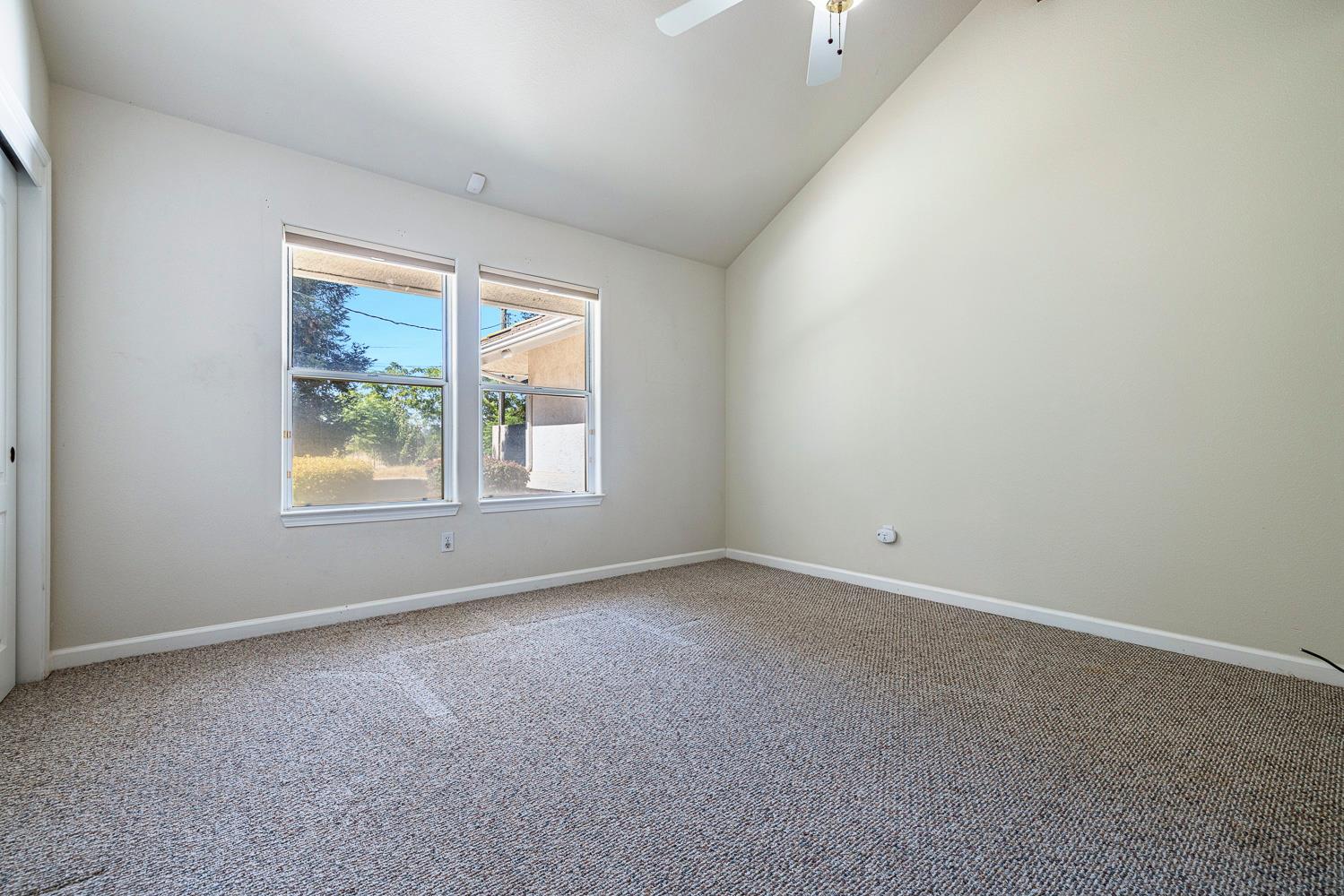 16673 La Canada Rd, Madera, CA 93636