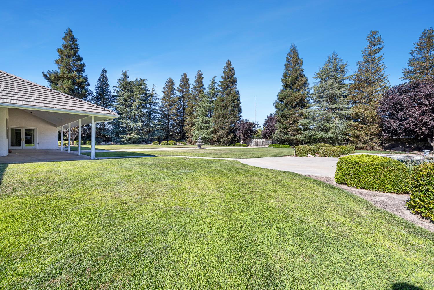 16673 La Canada Rd, Madera, CA 93636