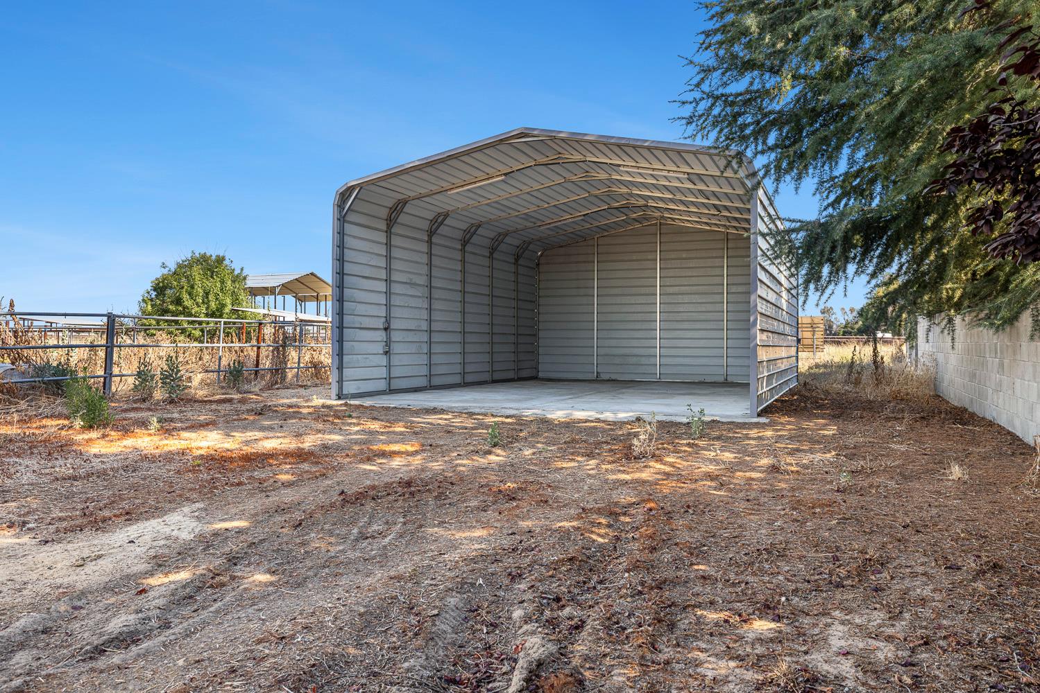 16673 La Canada Rd, Madera, CA 93636