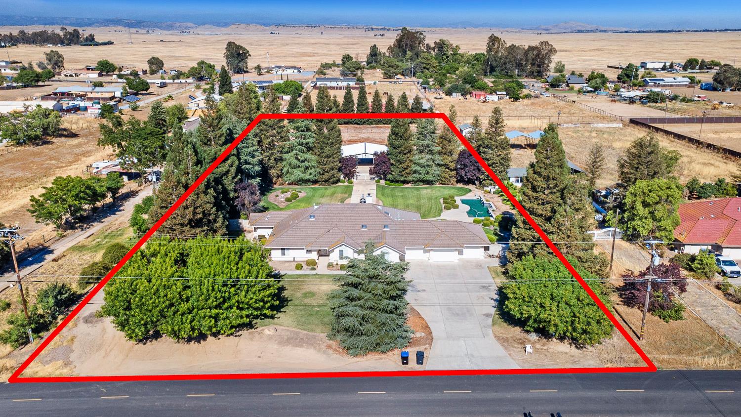 16673 La Canada Rd, Madera, CA 93636