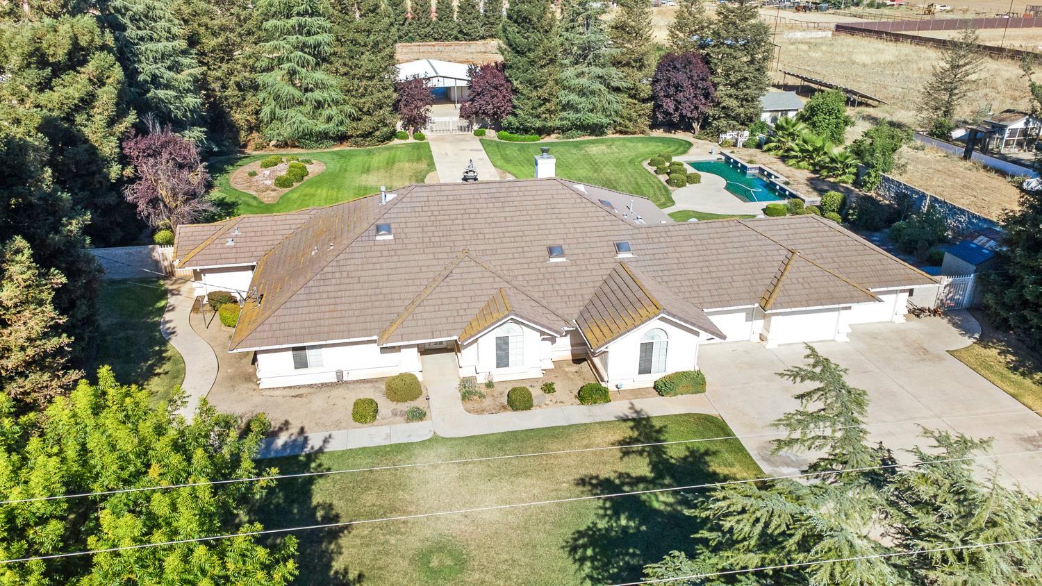 16673 La Canada Rd, Madera, CA 93636