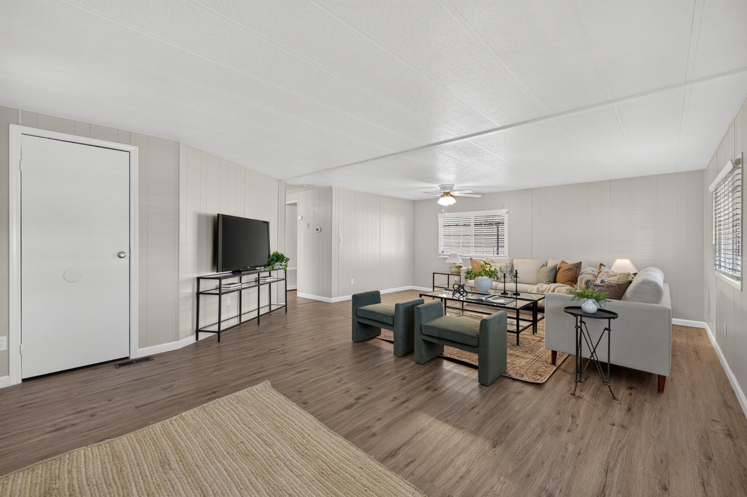 371 Bethel Ave #SP 74, Sanger, CA 93657