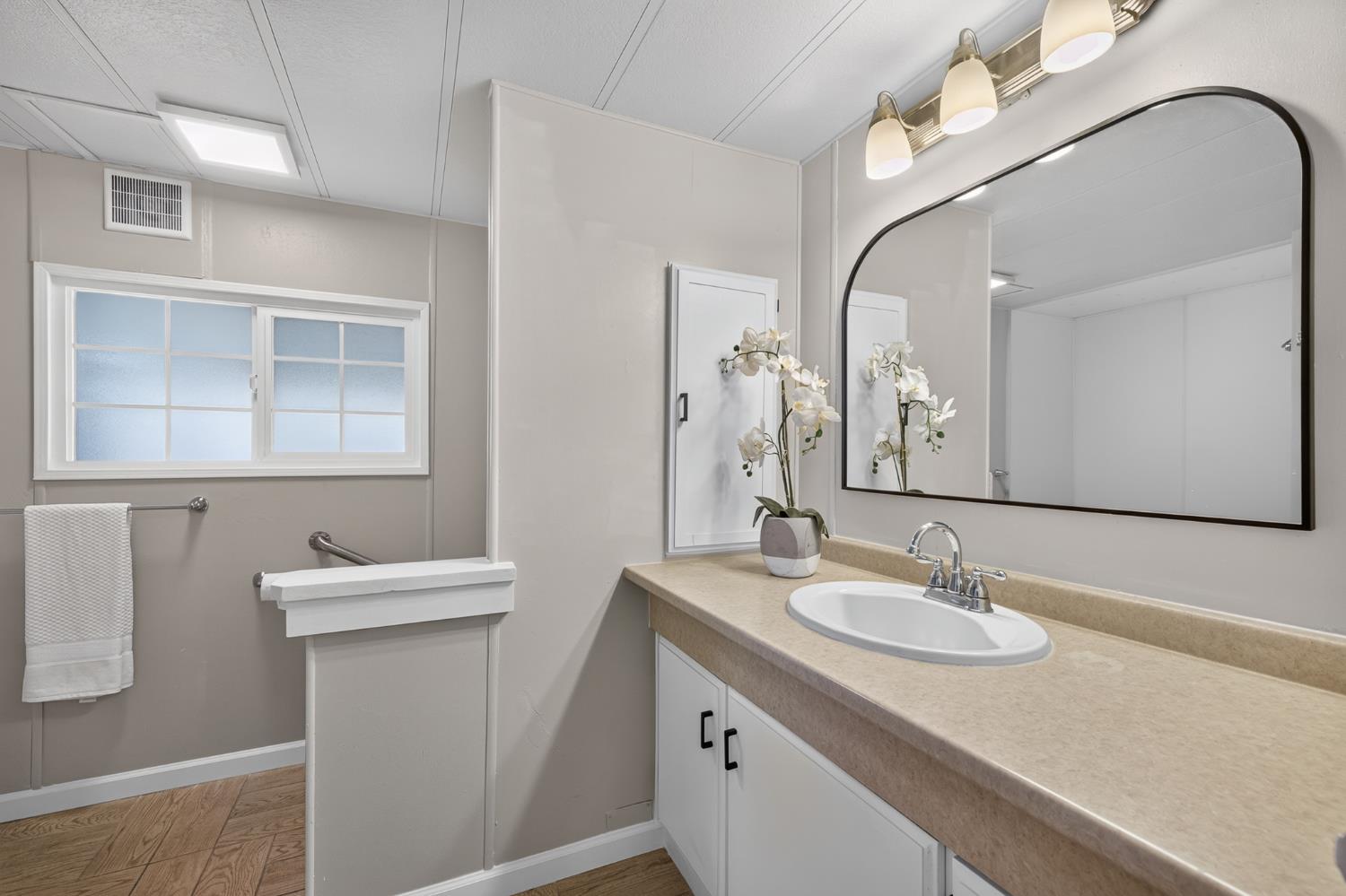 371 Bethel Ave #SP 74, Sanger, CA 93657