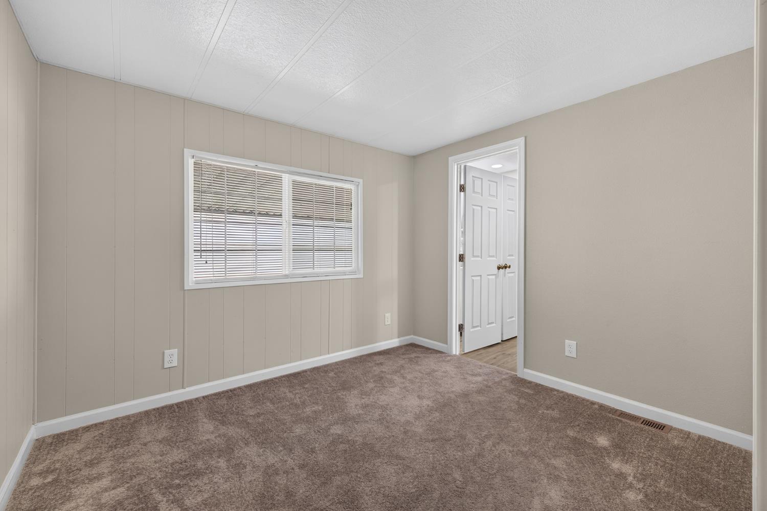 371 Bethel Ave #SP 74, Sanger, CA 93657