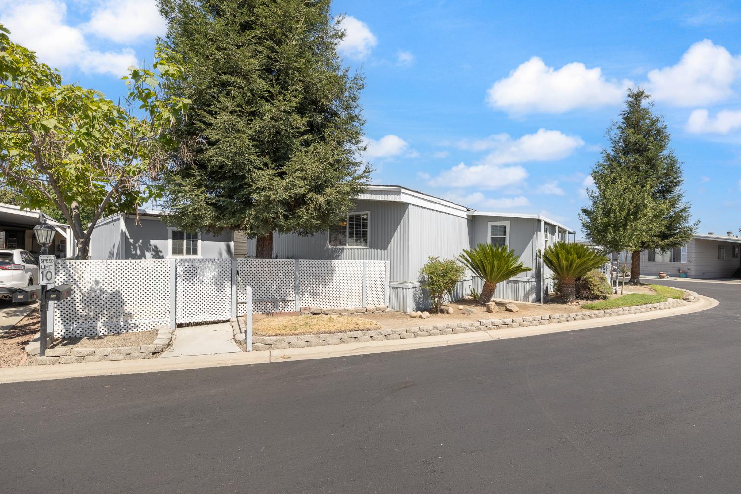 371 Bethel Ave #SP 74, Sanger, CA 93657