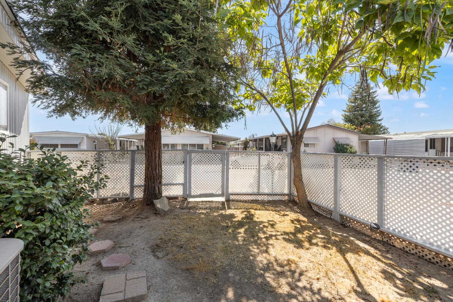 371 Bethel Ave #SP 74, Sanger, CA 93657