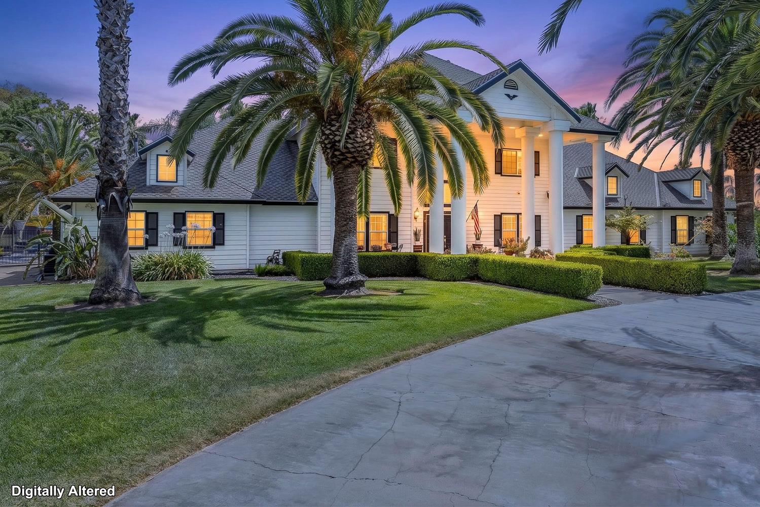 7207 E Bremer Ave, Fresno, CA 93737