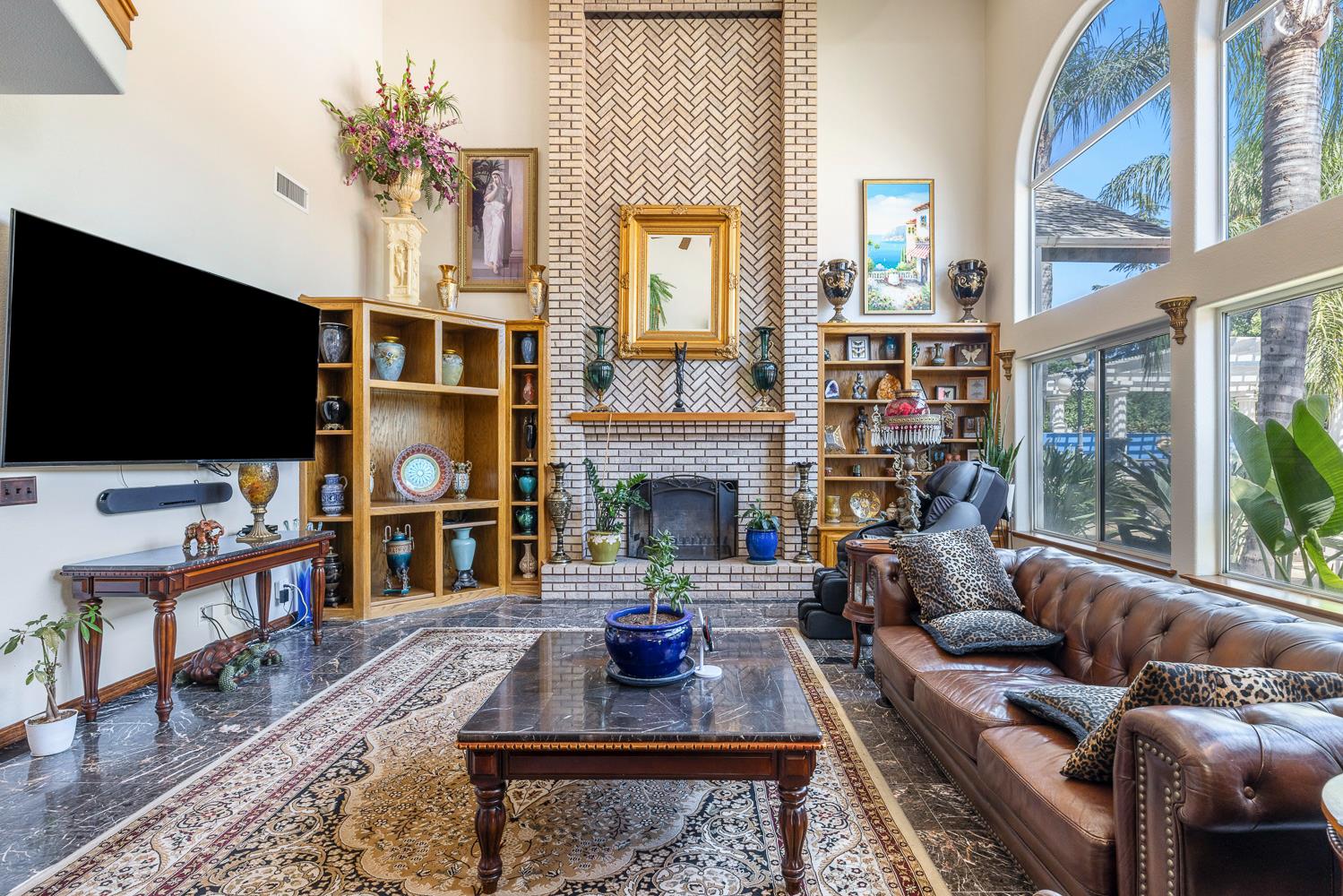 7207 E Bremer Ave, Fresno, CA 93737