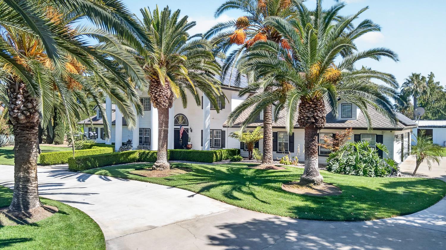 7207 E Bremer Ave, Fresno, CA 93737