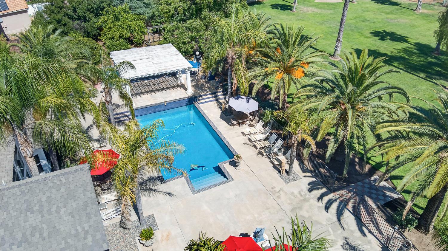 7207 E Bremer Ave, Fresno, CA 93737